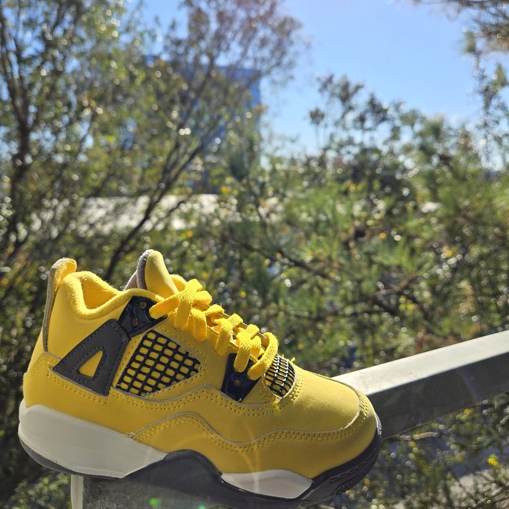 Jordan Kids Sneakers in Bright Yellow and Black
